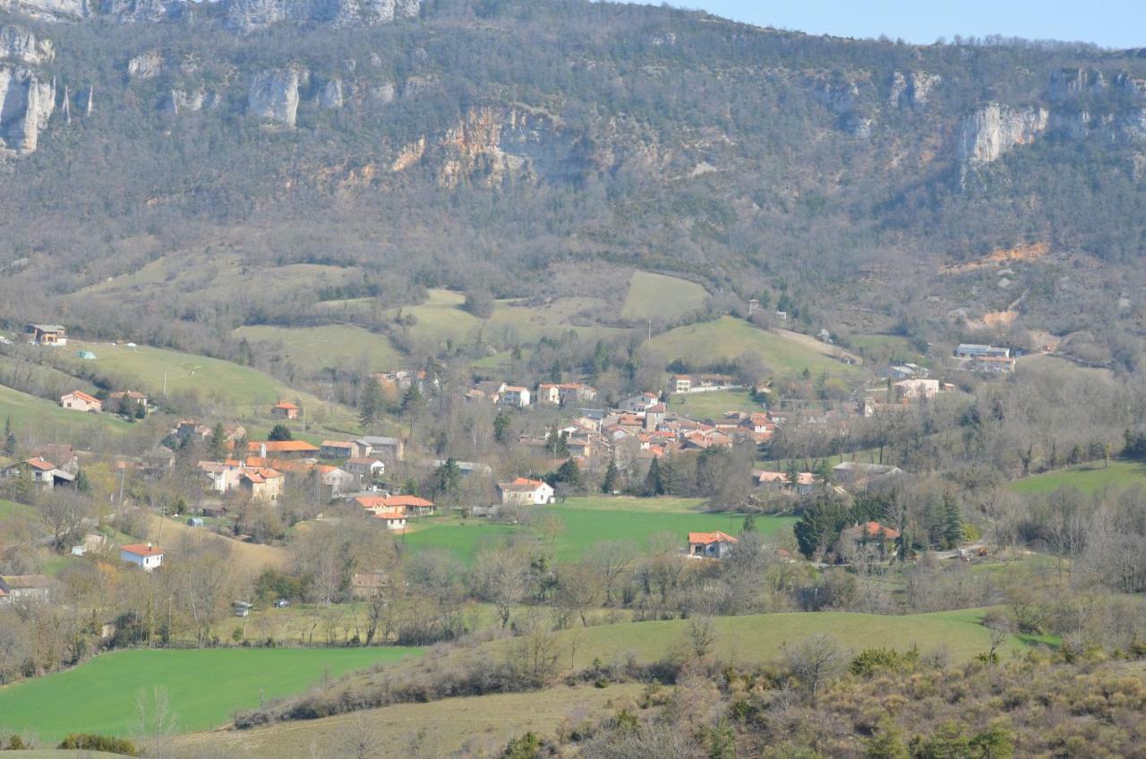 Saint Paul Des Fonts Villa Bagian luar foto